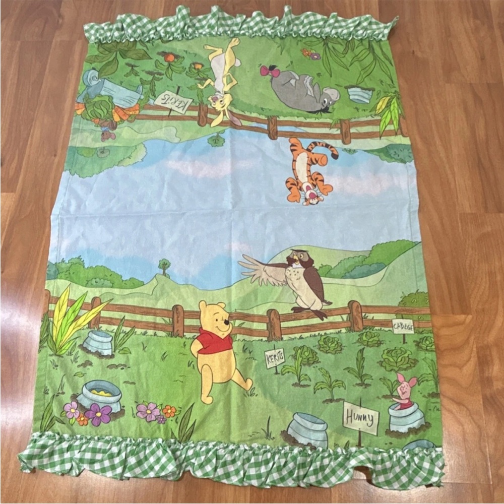 Disney Winnie the Pooh & Friends Tigger,Owl kitchen towel Easy Care Multicolor